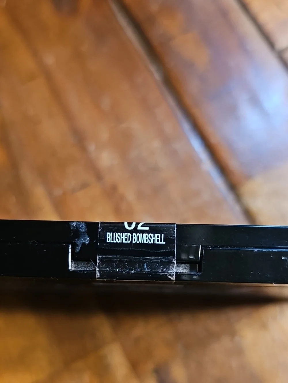 Maybelline color contour